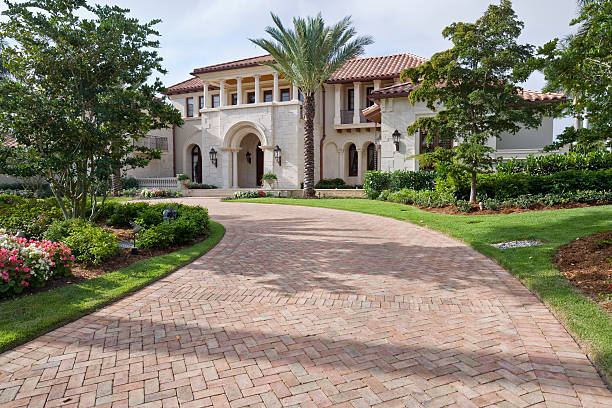 Best Driveway Paving Contractor  in Richland, MS